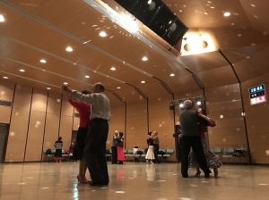 H28-danceend-02.JPG